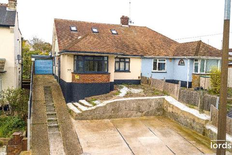 4 bedroom detached bungalow for sale, Rayleigh Road, Leigh-on-Sea, SS9 5XL