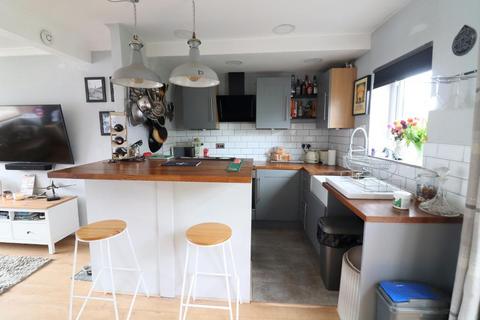 61 Applecroft Road, Luton, LU2 8BB