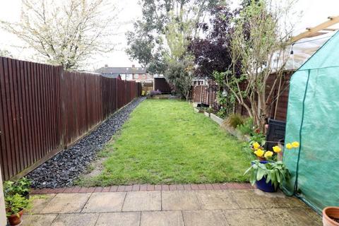 61 Applecroft Road, Luton, LU2 8BB