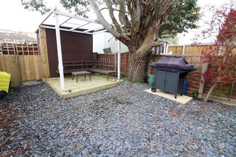 61 Applecroft Road, Luton, LU2 8BB
