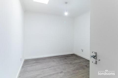2 bedroom flat to rent, Rear 105 West Road, Shoeburyness, Southend-on-Sea, Essex, SS3 9DT