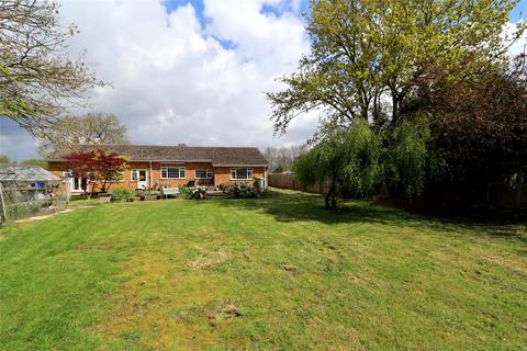 4 bedroom bungalow for sale, Newton Road, Rushden, Northamptonshire, NN10