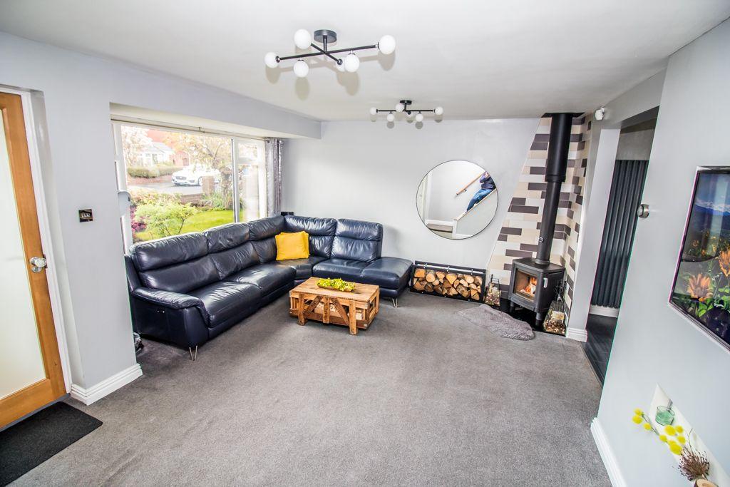 Lounge 3