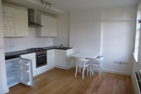1 bedroom flat to rent, Salisbury Square, Hatfield, AL9