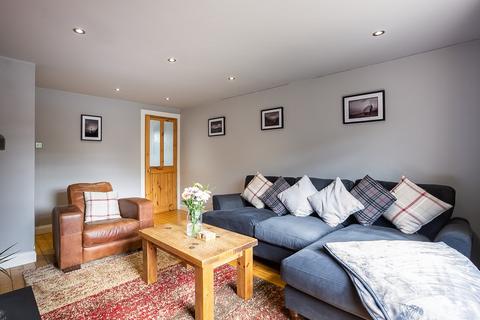 2 bedroom ground floor flat for sale, Magdalene Gardens, Duddingston, Edinburgh, EH15