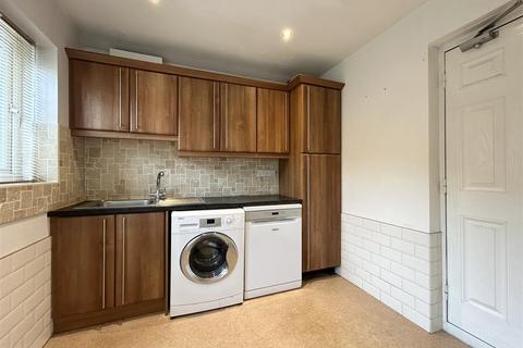 9 Barrowstead, Skelmanthorpe, Huddersfield, HD8 9UW
