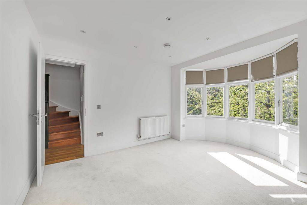 James anderson - 482 upper richmond rd west  15 .j