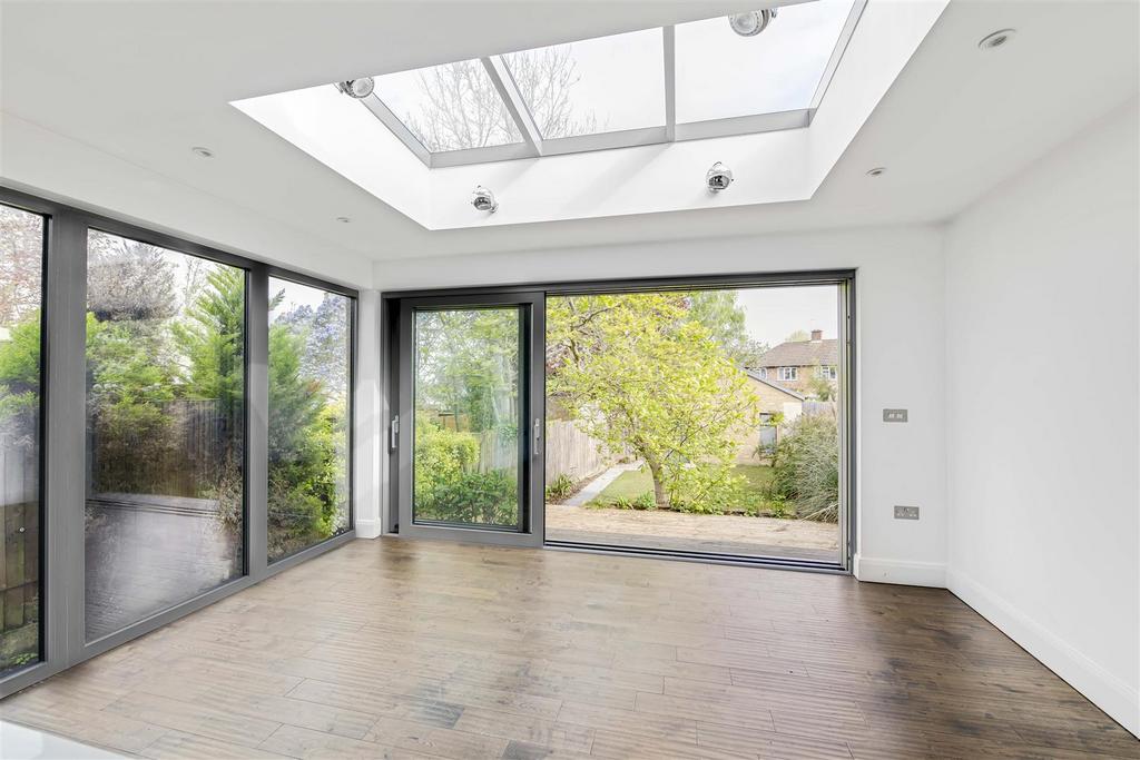 James anderson - 482 upper richmond rd west  9 -1.