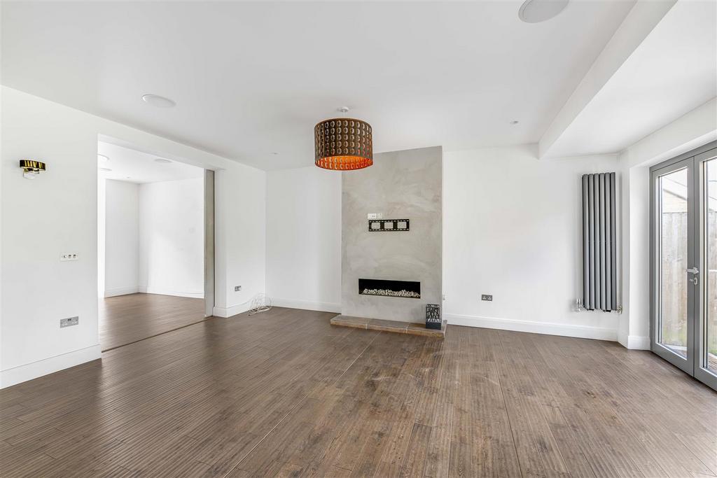 James anderson - 482 upper richmond rd west  12 .J