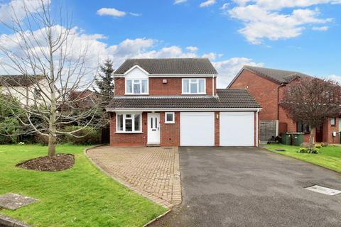 4 bedroom detached house for sale, Camelot Way, Leicester LE19