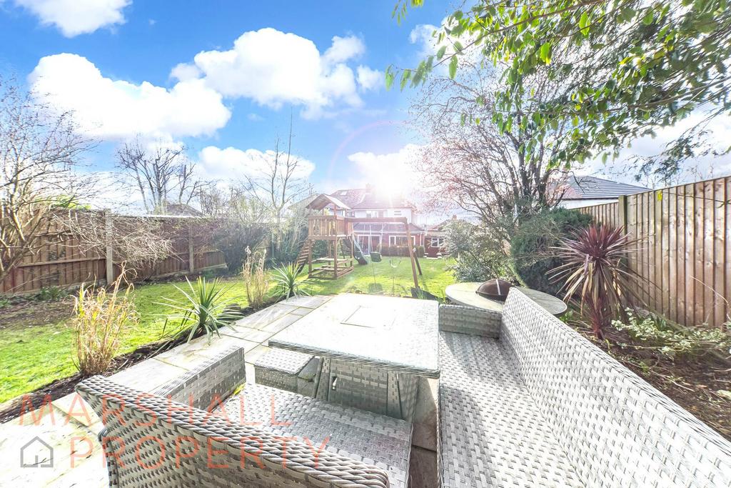 Quarry Street, Woolton, L25 3 bed semidetached house for sale £380,000