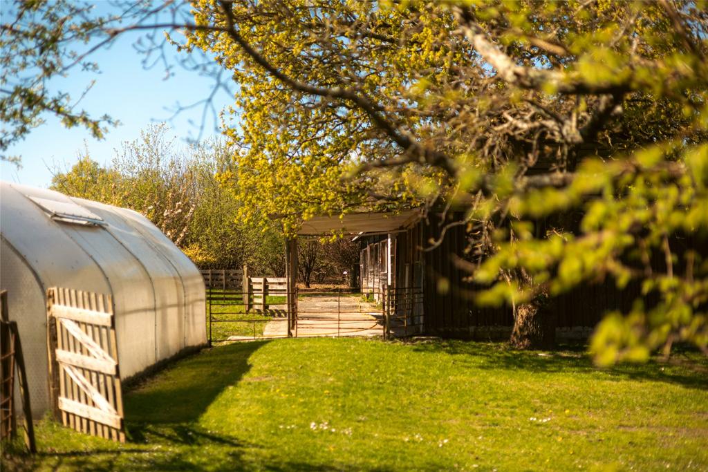 Poly Tunnel