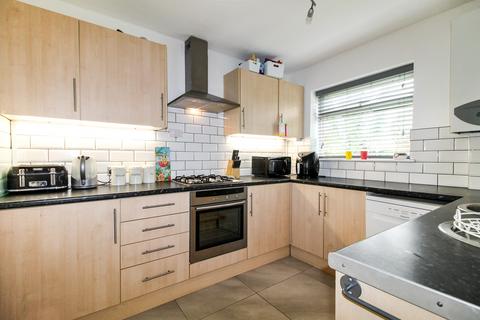 2 bedroom apartment to rent, Forburys, Weydon Lane, Farnham, Surrey, GU9