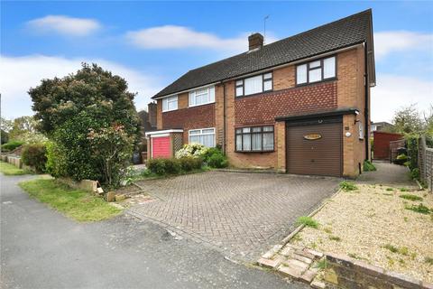 35 Vicarage Lane, Horley, RH6 8AR