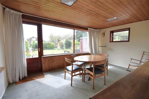 35 Vicarage Lane, Horley, RH6 8AR