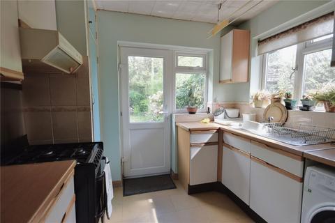 14 Tudor Close, Smallfield, Horley, RH6 9NH