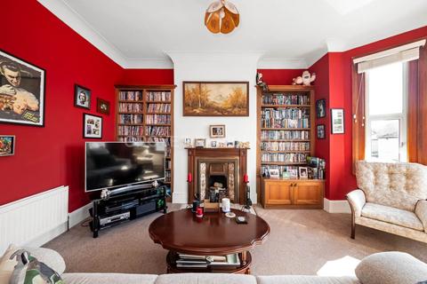 5b Penrith Road, New Malden, KT3 3QR