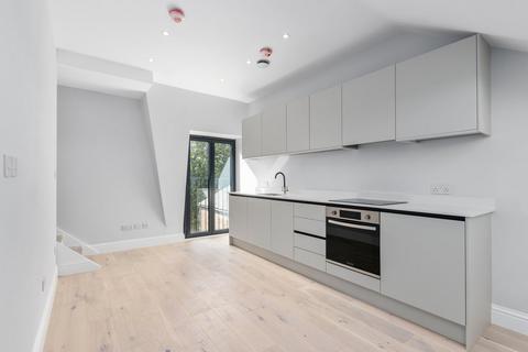 1 bedroom flat for sale, Bloemfontein Road, London  W12