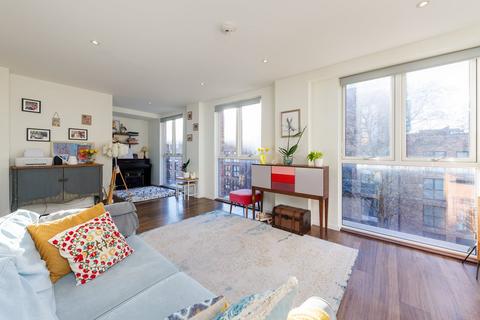 30, Nowlan Court Rosenburg Road, London, W3 8GF