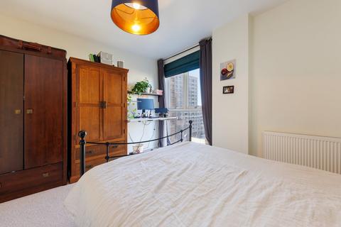 30, Nowlan Court Rosenburg Road, London, W3 8GF