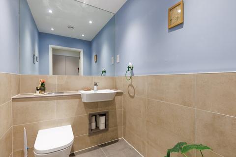 30, Nowlan Court Rosenburg Road, London, W3 8GF