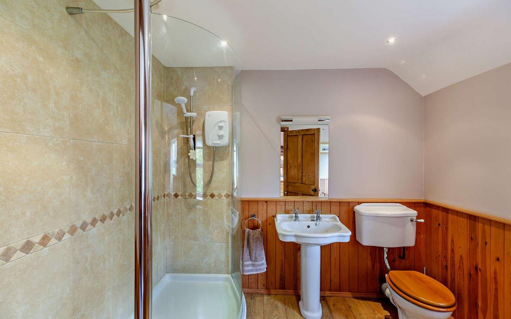 En Suite Shower Room