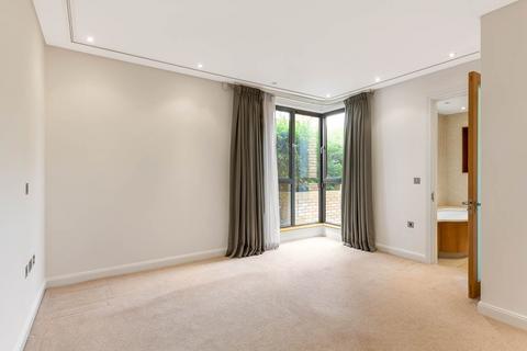2 bedroom flat for sale, Wycombe Square, London