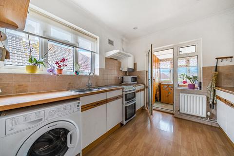 47 Brocks Drive, Fairlands, Guildford, GU3 3NE