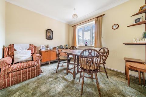 47 Brocks Drive, Fairlands, Guildford, GU3 3NE