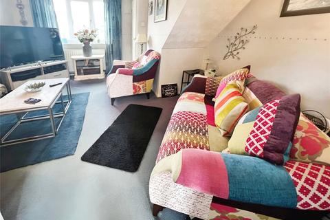 18 Tiffany Lane, Wolverhampton, WV9 5QU