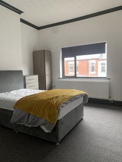 4 bedroom end of terrace house for sale, Darlington DL3