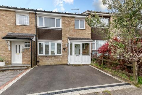 3 bedroom terraced house for sale, Beachy Road, CRAWLEY, West Sussex, RH11