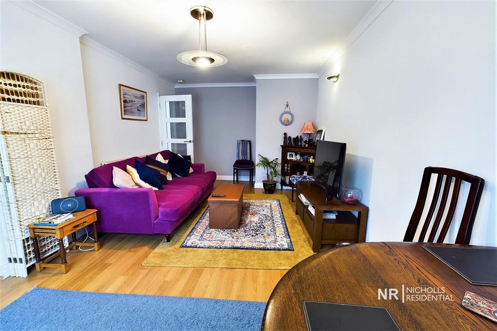 Lounge Dining Room