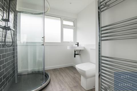 3 Carlton Road, Exeter, EX2 5NR