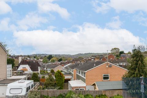 3 Carlton Road, Exeter, EX2 5NR