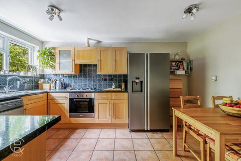 75 Tennyson Road, London, W7 1LW