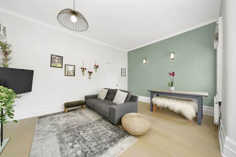 1 bedroom flat for sale, Grange Park Road, Leyton,E10