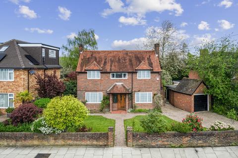 3 bedroom detached house for sale, Orchard Drive, Uxbridge, Greater London