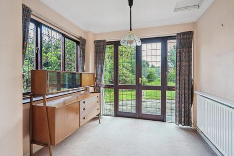 3 bedroom detached bungalow for sale, Orchard Drive, Uxbridge, Greater London