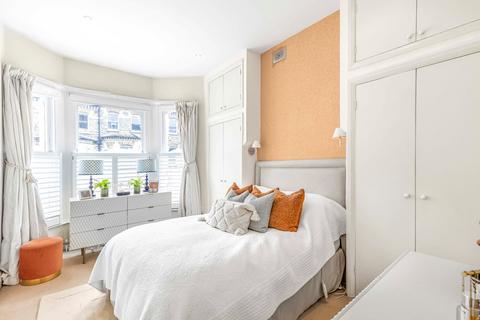 2 bedroom apartment for sale, Beauchamp Road, London, SW11