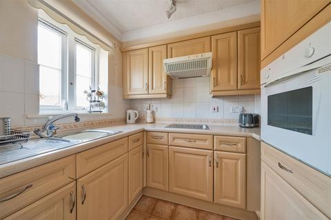 2 bedroom property for sale, High Street, Billingshurst, RH14