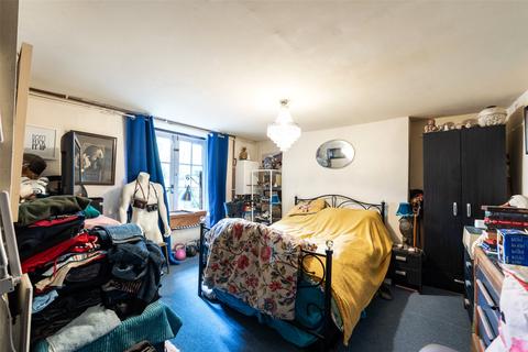 14 Bedford Row, Worthing, BN11 3DR