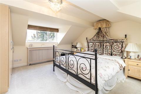 5 bedroom detached house for sale, Magnolia Close, Park Street, St. Albans, Hertfordshire