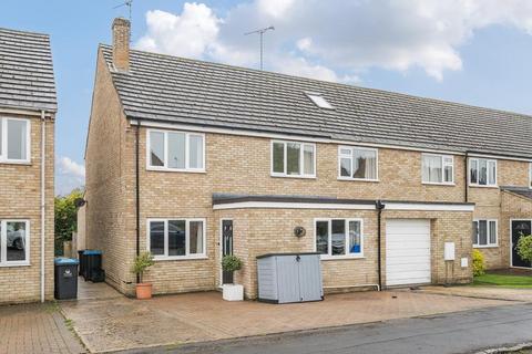 4 bedroom end of terrace house for sale, Middle Barton,  Oxfordshire,  OX7