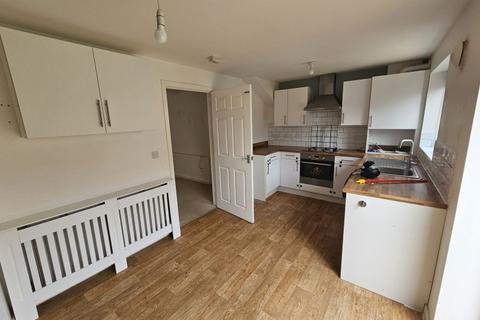 3 bedroom terraced house to rent, Reeves Close, Bathpool TA2
