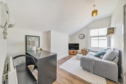 1 bedroom flat for sale, Cavendish Road, Balham
