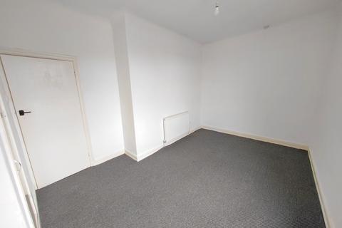 2 bedroom terraced house to rent, Athol St South, Burnley, BB11