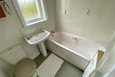 24 Leafield Drive, Bradford, BD2 3RX