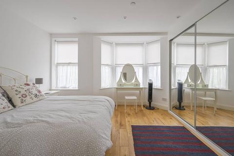 3 bedroom terraced house for sale, Saville Road, Royal Docks, London, E16