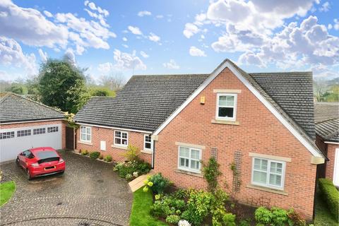 4 bedroom detached house for sale, Matthews Way, Audlem, CW3